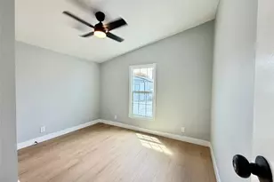301 Duke Ln, Santa Ana, CA 92704 - Photo 16