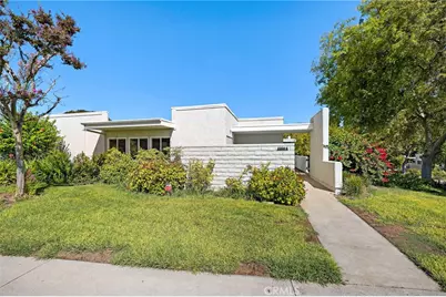 2200 Via Mariposa, Laguna Woods, CA 92637 - Photo 16