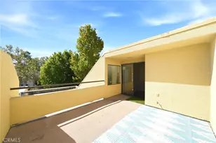 25712 Le Parc, Lake Forest, CA 92630 - Photo 2