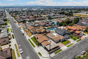 12205 S Halldale, Los Angeles, CA 90047 - Photo 36
