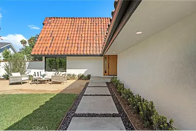 22102 Jonesport Lane, Huntington Beach, CA 92646 - Photo 2