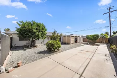 28984 E Worcester, Sun City, CA 92586 - Photo 32