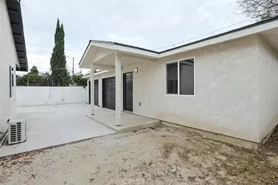 122 N Bewley Street, Santa Ana, CA 92703 - Photo 46