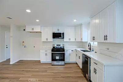 122 N Bewley Street, Santa Ana, CA 92703 - Photo 50