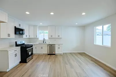 122 N Bewley Street, Santa Ana, CA 92703 - Photo 48