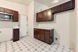 44251 Tahoe Way, Lancaster, CA 93536 - Photo 10