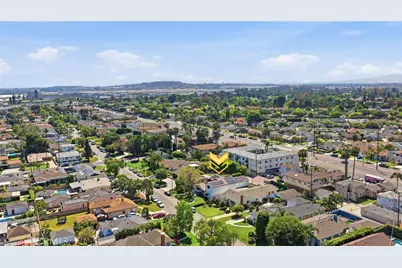 4529 Pepperwood Avenue, Long Beach, CA 90808 - Photo 52