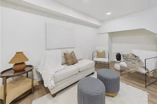 6148 Mt Angelus Dr, Los Angeles, CA 90042 - Photo 12