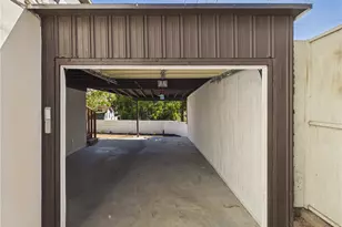 6148 Mt Angelus Dr, Los Angeles, CA 90042 - Photo 22