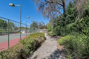 1914 Midlothian Dr, Altadena, CA 91001 - Photo 40