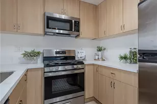10531 S Lakeside Dr, Garden Grove, CA 92840 - Photo 14