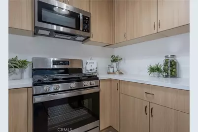 10531 S Lakeside Drive #B, Garden Grove, CA 92840 - Photo 16