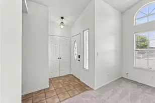 37620 Robin Ln, Palmdale, CA 93550 - Photo 8