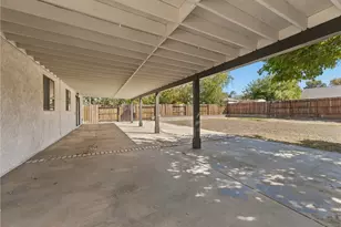 37620 Robin Ln, Palmdale, CA 93550 - Photo 26