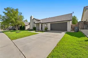 37620 Robin Ln, Palmdale, CA 93550 - Photo 2