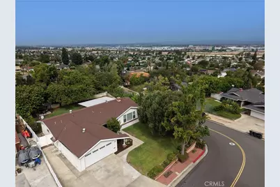 3030 N Butterfield Road, Orange, CA 92865 - Photo 4