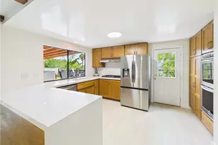3030 N Butterfield Rd, Orange, CA 92865 - Photo 16
