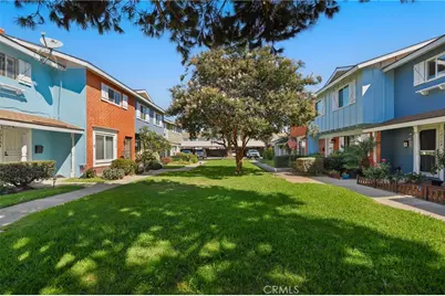 10160 Ascot Circle, Huntington Beach, CA 92646 - Photo 4