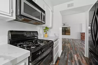 1404 Buena Vista #1, San Clemente, CA 92672 - Photo 8