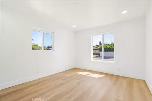 10007 Debra Ave, Granada Hills, CA 91343 - Photo 18