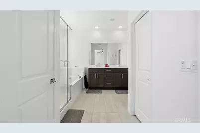 16281 Castello Lane #2, Fontana, CA 92336 - Photo 18