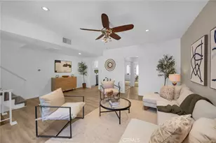 6540 Hayvenhurst Ave, Lake Balboa, CA 91406 - Photo 1