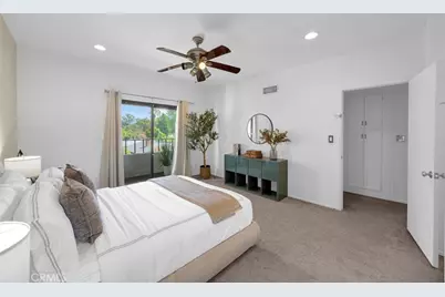 6540 Hayvenhurst Avenue #35, Lake Balboa, CA 91406 - Photo 10