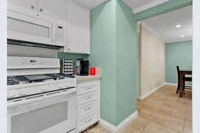8877 Lauderdale Court #212B, Huntington Beach, CA 92646 - Photo 10