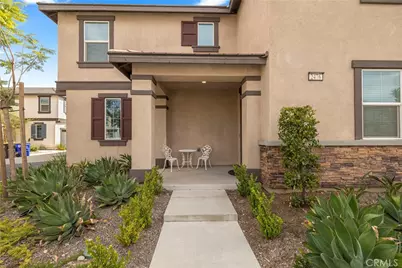 2476 Gunner Ridge, Rialto, CA 92377 - Photo 2