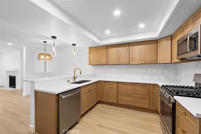 16512 Blackbeard Lane #204, Huntington Beach, CA 92649 - Photo 4