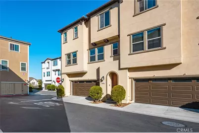 114 High Meadow, Lake Forest, CA 92610 - Photo 2