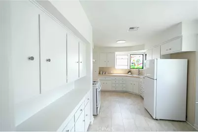 2572 Silver Ridge, Los Angeles, CA 90039 - Photo 4
