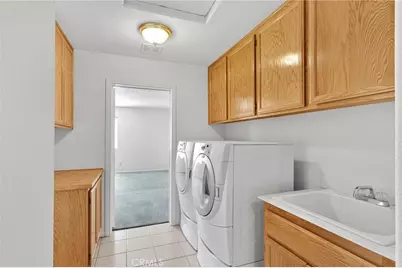 11281 Anaconda Avenue, Victorville, CA 92392 - Photo 32