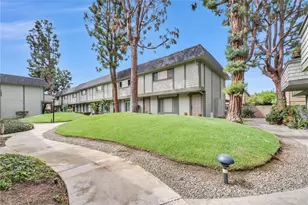 229 W Wilson St, Costa Mesa, CA 92627 - Photo 2