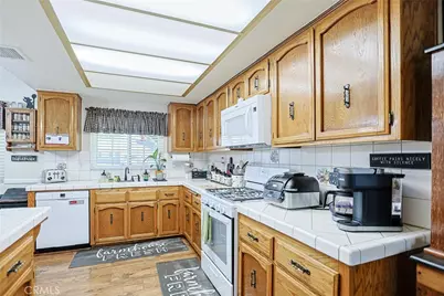 4865 Rigel, Jurupa Valley, CA 91752 - Photo 16
