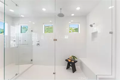 17700 Ridgeline Court, Saugus, CA 91350 - Photo 42