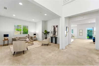 17700 Ridgeline Court, Saugus, CA 91350 - Photo 2