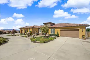 7759 Kingdom Dr, Riverside, CA 92506 - Photo 2