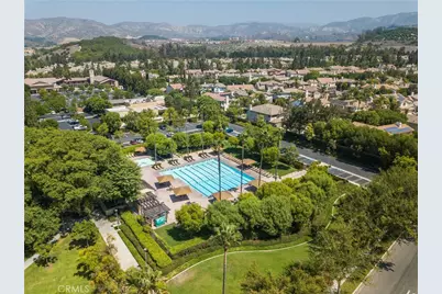 329 Rathbourne, Irvine, CA 92620 - Photo 40