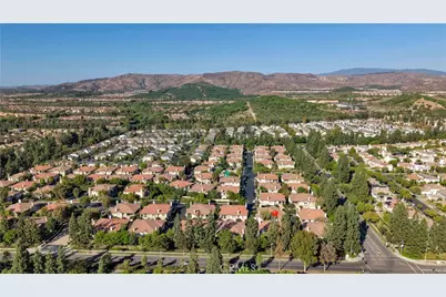 329 Rathbourne, Irvine, CA 92620 - Photo 34