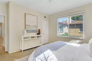 329 Rathbourne, Irvine, CA 92620 - Photo 18