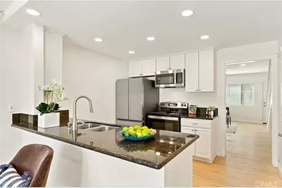 648 W Main #D, Tustin, CA 92780 - Photo 10