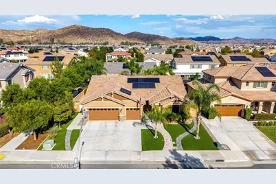 30208 Sutton Court, Menifee, CA 92584 - Photo 6