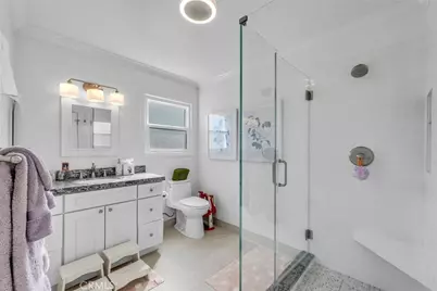 1915 Leeward, Newport Beach, CA 92660 - Photo 42