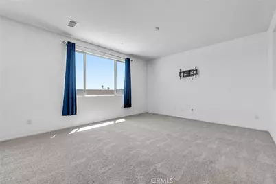 27400 Golden Nugget St, Menifee, CA 92586 - Photo 8