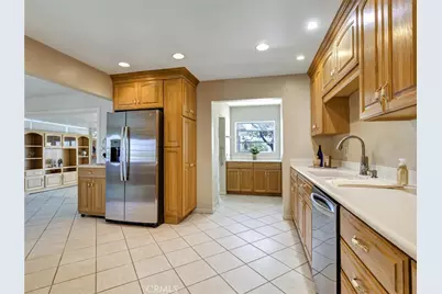 10806 Danberry Drive, Garden Grove, CA 92840 - Photo 4