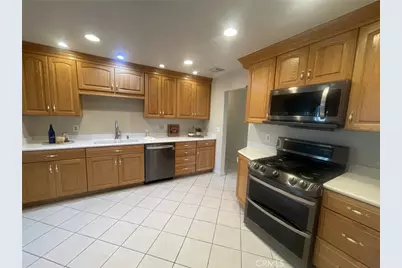 10806 Danberry Drive, Garden Grove, CA 92840 - Photo 8