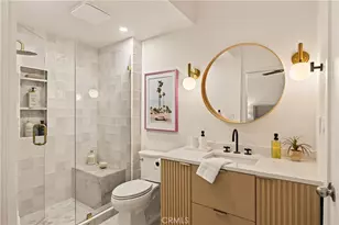 860 S Lucerne, Los Angeles, CA 90005 - Photo 6