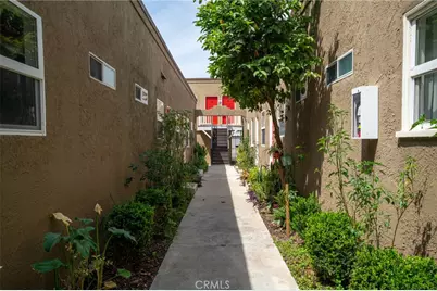 1111 Pine Avenue, Long Beach, CA 90813 - Photo 4