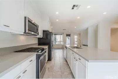 2850 N Glassell Street, Orange, CA 92865 - Photo 10